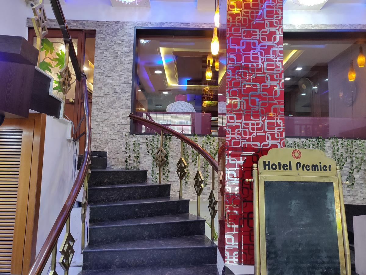 Hotel Premier Jammu Ngoại thất bức ảnh